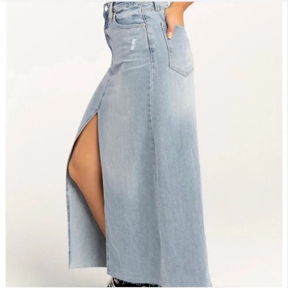 RSQ Medium Wash Denim Maxi Skirt Size 30 New
